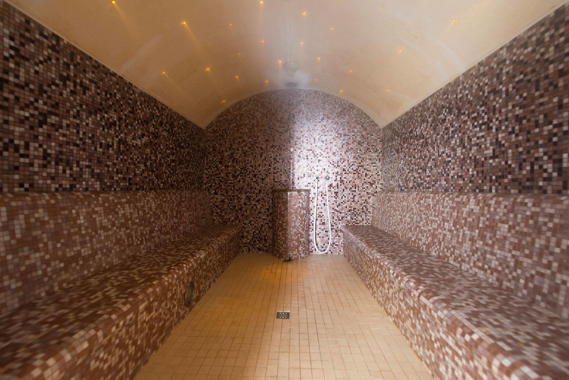 Hotel Leda Spa - Adults Only Kolobrzeg Exterior photo
